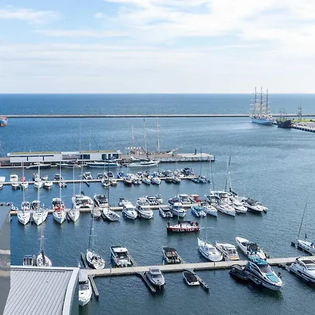 Sea Towers Z Widokiem Na Morze, 3 Sypialnie I 2 Balkony By Renters 그디니아