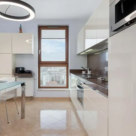 Sea Towers Z Widokiem Na Morze, 3 Sypialnie I 2 Balkony By Renters 그디니아