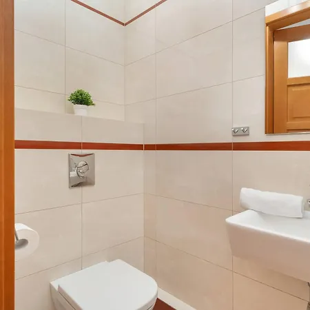 아파트 Sea Towers Z Widokiem Na Morze, 3 Sypialnie I 2 Balkony By Renters