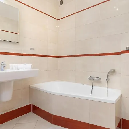 Sea Towers Z Widokiem Na Morze, 3 Sypialnie I 2 Balkony By Renters 아파트 *