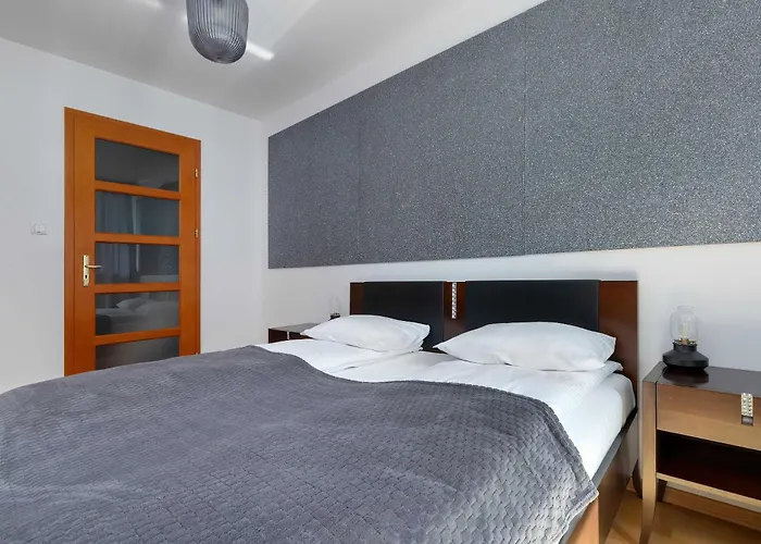 Sea Towers Z Widokiem Na Morze, 3 Sypialnie I 2 Balkony By Renters